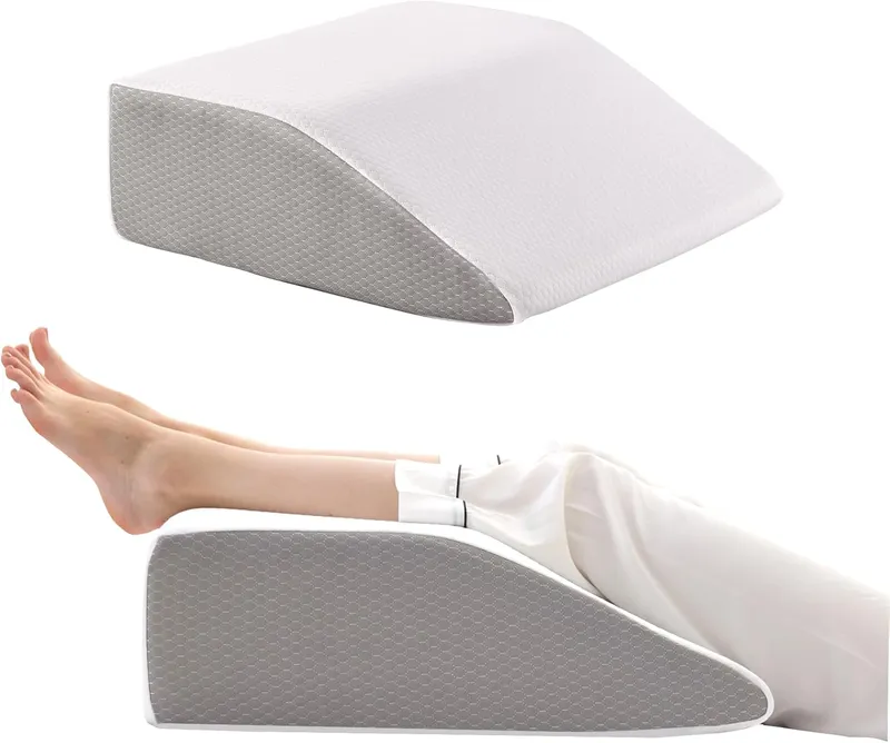 Bedluxe Leg Pillow Elevation Blood Circulation